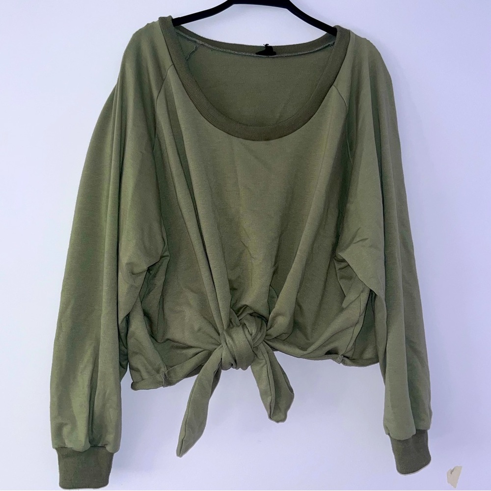 2 for 30‼️ NUDE oversized front tie crewneck